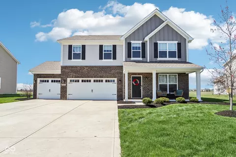 9916 Gallop Ln, Fishers, IN 46040