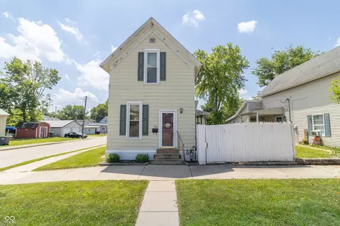 509 W 2nd St, Rushville, IN 46173