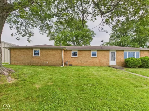 203 Plum St E, Frankton, IN 46044