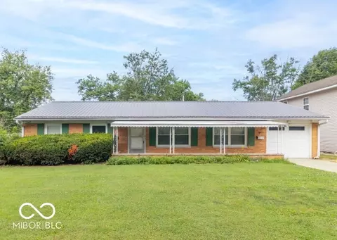 814 N Noble St, Greenfield, IN 46140