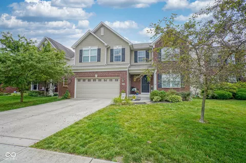 13884 Wendessa Dr, Fishers, IN 46038
