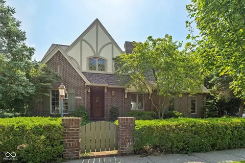 6733 Jons, Zionsville, IN 46077