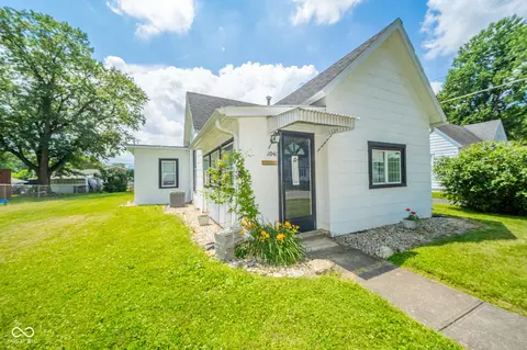 1041 Locust St, Middletown, IN 47356