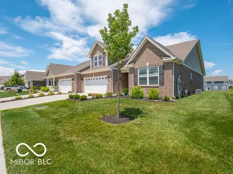 8866 Twain Ln, Indianapolis, IN 46239