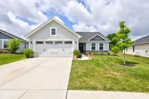 2500 Sand Hollow Dr, Lebanon, IN 46052