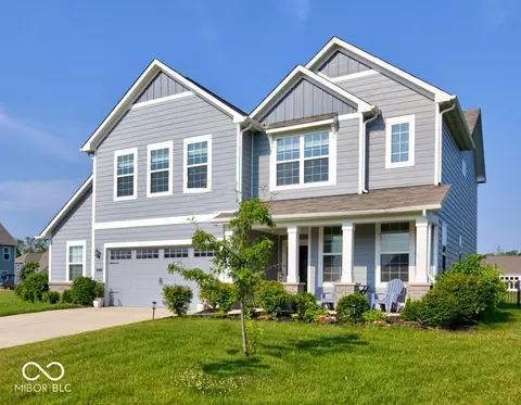5527 Mahogany Dr, Noblesville, IN 46062
