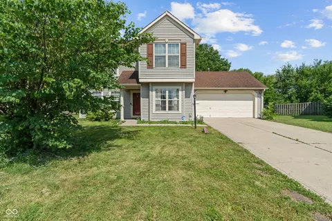 4533 Golden Meadow Dr, Indianapolis, IN 46254