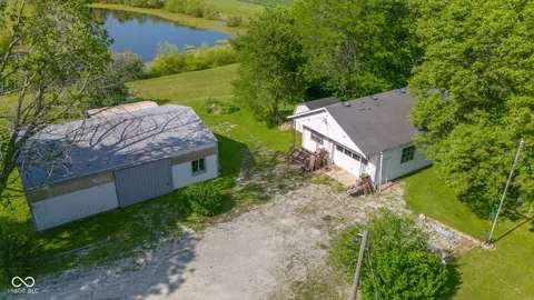 8924 S State Road 13, Pendleton, IN 46064 photo 5
