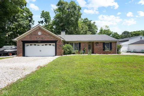 10519 N Antioch Rd, Mooresville, IN 46158