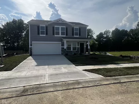 2331 N Liberty Lakes Dr, Greensburg, IN 47240