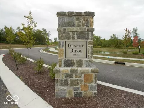 12662 Granite Ridge Cir, Fishers, IN 46038