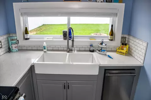 Kitchen - 206 Olive St, Arcadia, IN 46030 photo 1 of 6