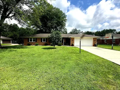 2338 W Del Mar Dr, Crawfordsville, IN 47933