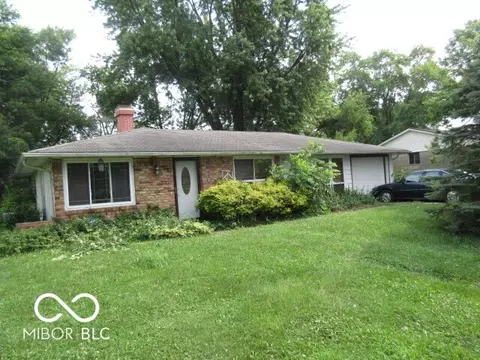 2610 Marywood Dr, Southport, IN 46227