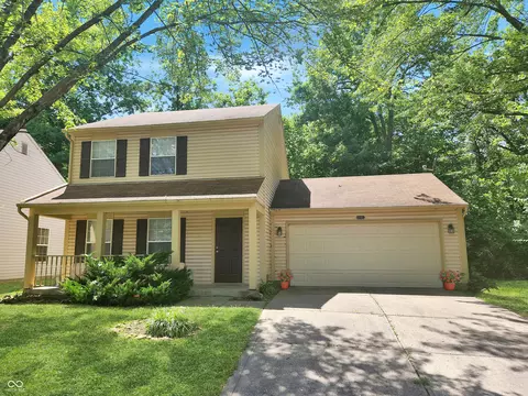 546 Grand Woods Dr, Indianapolis, IN 46224
