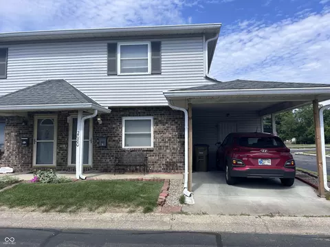 2080 Miracle Dr, Columbus, IN 47201