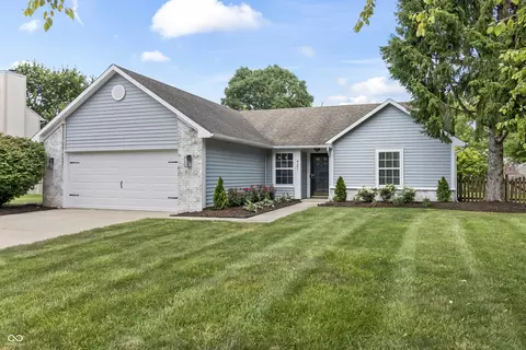 421 E Delaware St, Fortville, IN 46040