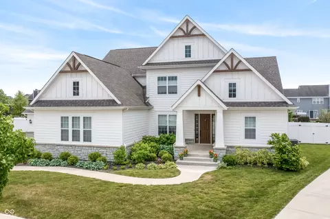 10795 Creekbed Cir, Fishers, IN 46038