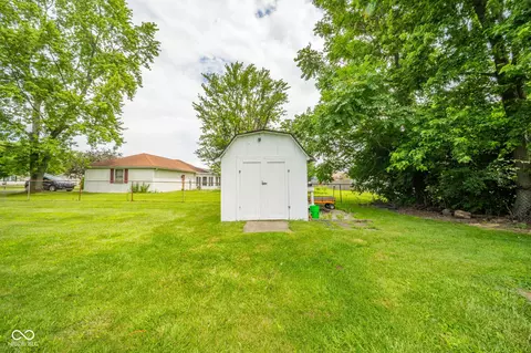 Exterior - 124 Bess Blvd, Pendleton, IN 46064 photo 6 of 6