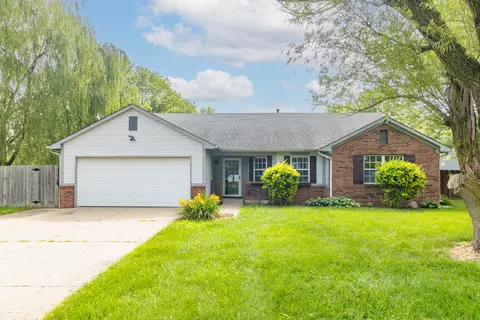 2443 S Brandywine Ct, Greenfield, IN 46140