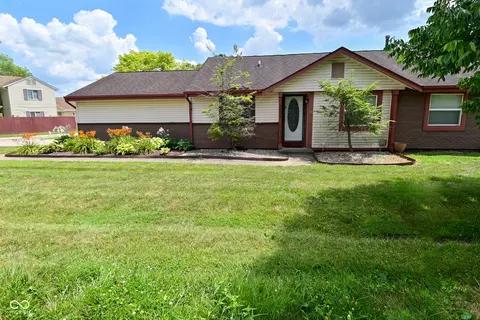 5936 Beau Jardin Dr, Indianapolis, IN 46237