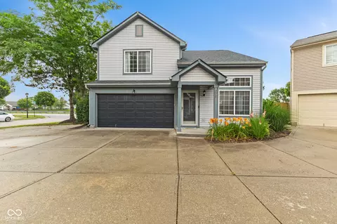 772 Cembra Dr, Greenwood, IN 46143