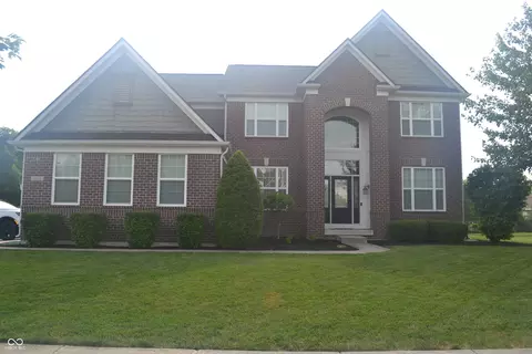 10166 Ranford Blvd, Fishers, IN 46040