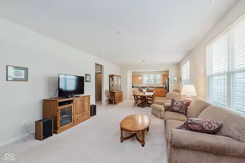16573 Grappa Trl, Fishers, IN 46037 photo 4
