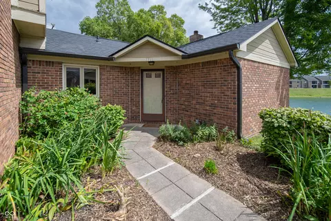 7711 River Rd, Indianapolis, IN 46240