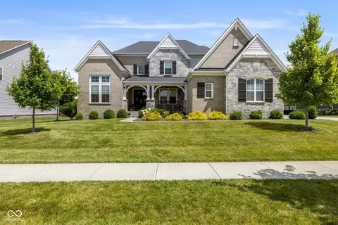 2566 Maple Creek Dr, Westfield, IN 46074