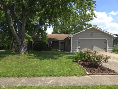 8401 Culpeper Dr, Indianapolis, IN 46227