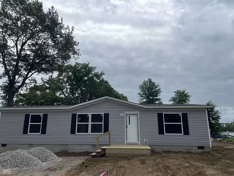 1209 W York Rd, Austin, IN 47102