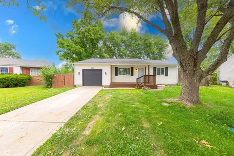 5512 Lunsford Dr, Indianapolis, IN 46237