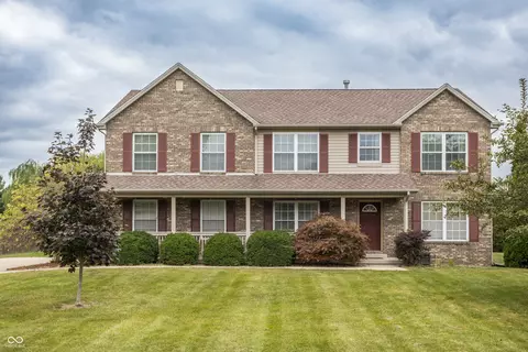 1153 N Oak Hill Ln, Crawfordsville, IN 47933