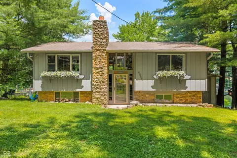 6254 Grosbeak Ct, Nineveh, IN 46164