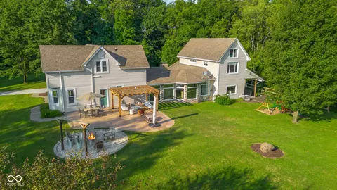 13421 Bellsville Pike, Columbus, IN 47201