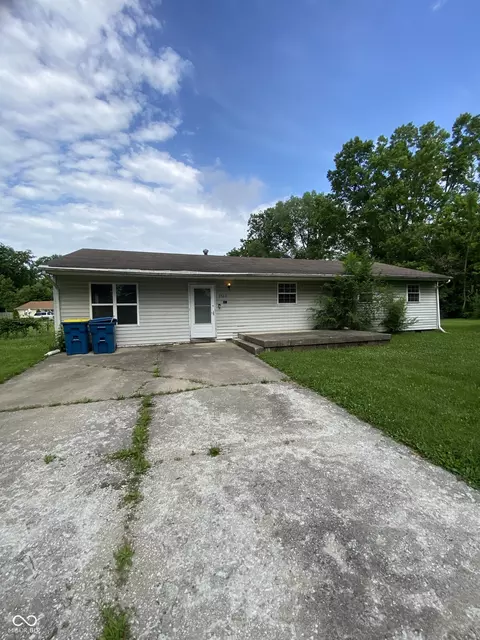 3560 Bradford Dr, Indianapolis, IN 46221