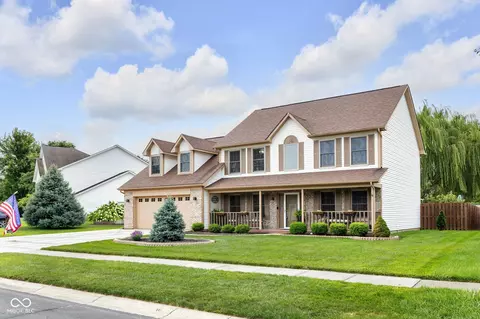 4443 W Windsong Ct, New Palestine, IN 46163