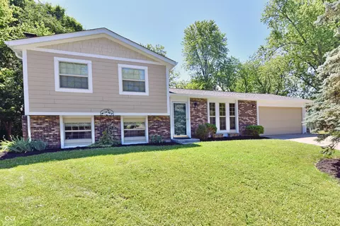 524 Concord Ct, Fishers, IN 46038