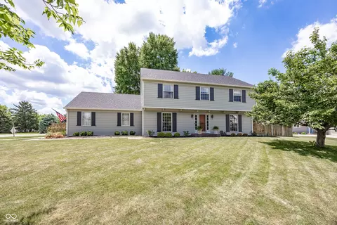 12602 Lockerbie Cir, Carmel, IN 46033