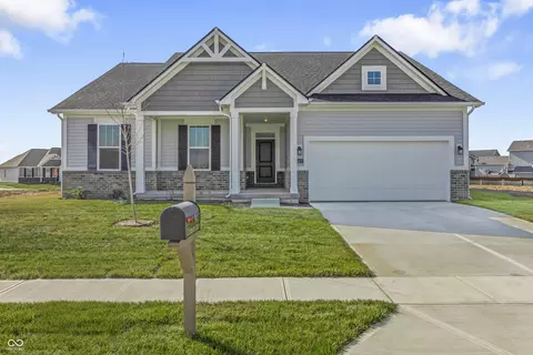9436 Crimson Cir, Lapel, IN 46051