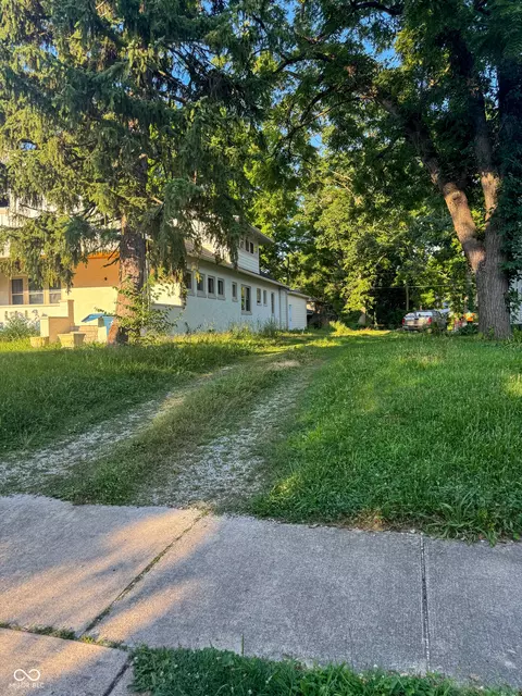3947 Rookwood Ave, Indianapolis, IN 46208