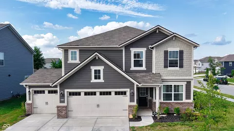 11480 Plough St, Noblesville, IN 46060