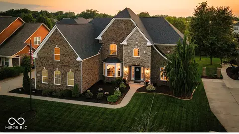 10334 Strongbow Rd, Fishers, IN 46040