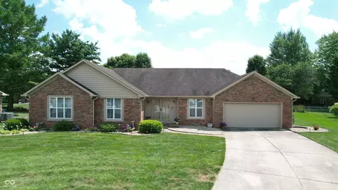 1623 Beech Cir, Plainfield, IN 46168 photo 2