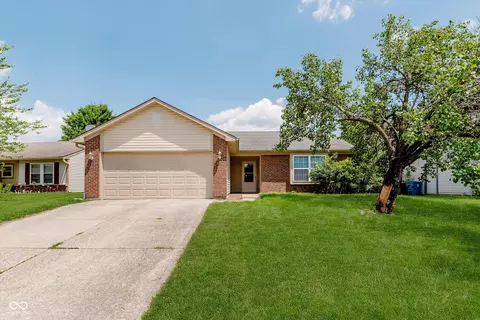 6411 River Run Dr, Indianapolis, IN 46221