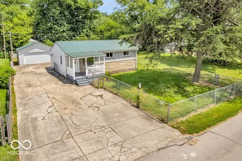 6305 Vigo Dr, Clayton, IN 46118