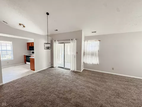 Living - 9672 River Oak Ln E, Fishers, IN 46038 photo 4 of 4