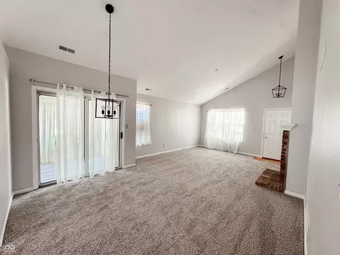 Living - 9672 River Oak Ln E, Fishers, IN 46038 photo 3 of 4