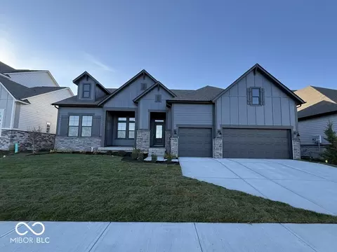 19756 Chatham Shore Ln, Westfield, IN 46074